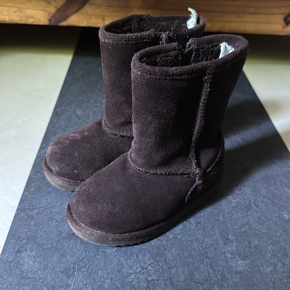Nordstrom Rack suede zipper boot, toddler 7